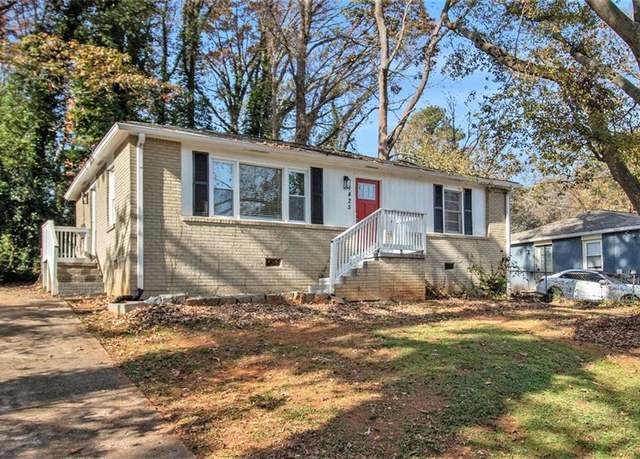 Property at 1425 Cobb Branch Dr, Decatur, GA 30032, 3 beds, 1 bath