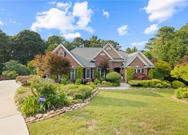 Property at 1005 Cromwell Cv, Snellville, GA 30078, 5 beds, 5 baths