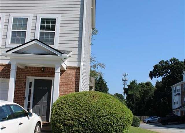 Property at 1646 Austin Meadows Dr, Decatur, GA 30032, 4 beds, 3.5 baths