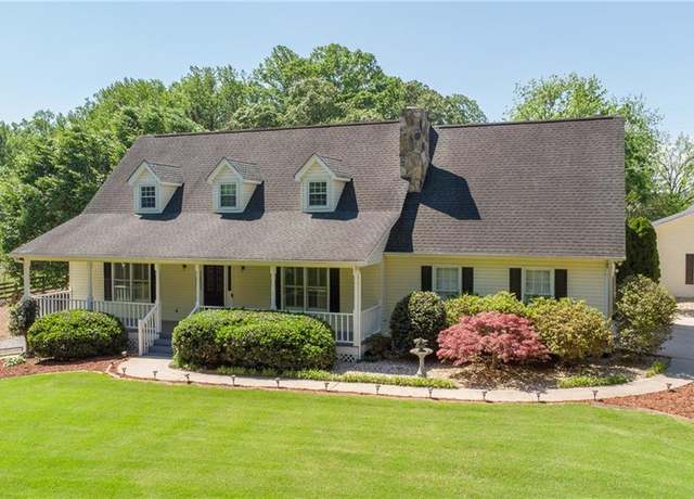 Property at 150 Elliott Rd, Dawsonville, GA 30534, 4 beds, 5 baths