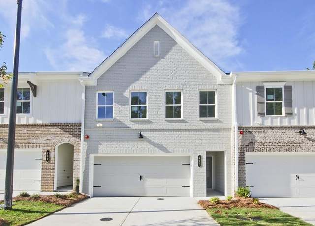 Property at 158 Bluffington Way, Marietta, GA 30066, 3 beds, 2.5 baths