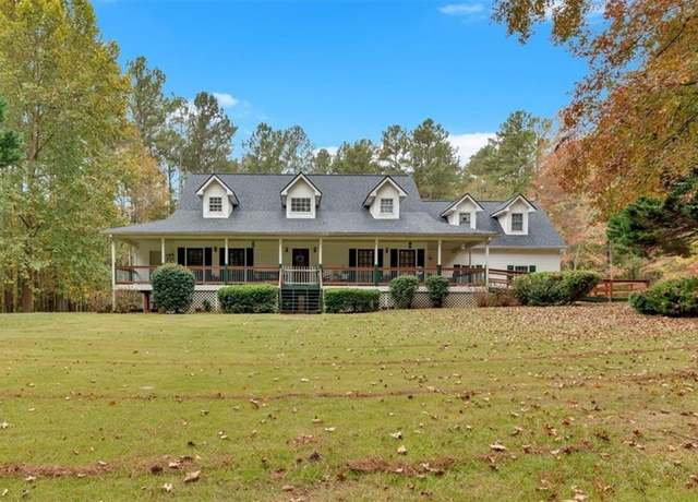 Property at 1035 Dorris Rd, Douglasville, GA 30134, 4 beds, 2.5 baths