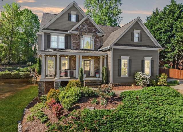 Property at 975 Garden Crossing Ln, Cumming, GA 30040, 4 beds, 3.5 baths