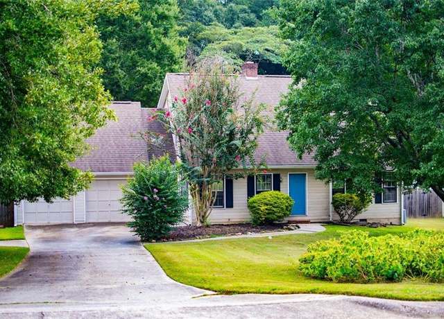 Property at 112 Beaver St, Carrollton, GA 30117, 3 beds, 2.5 baths