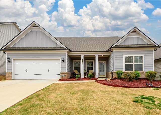 Property at 4684 Silver Oak Dr SW, Gainesville, GA 30504, 3 beds, 2.5 baths