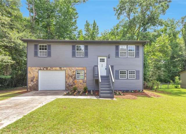 Property at 6906 Shangrila Way, Riverdale, GA 30296, 4 beds, 3 baths