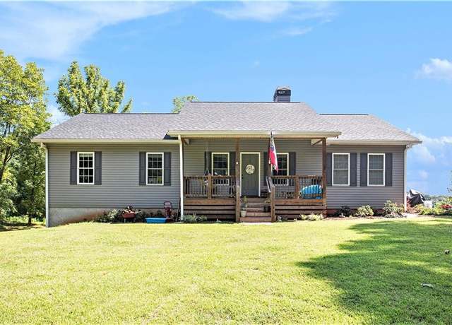 Property at 1016 Lord Rd, Commerce, GA 30530, 3 beds, 2 baths
