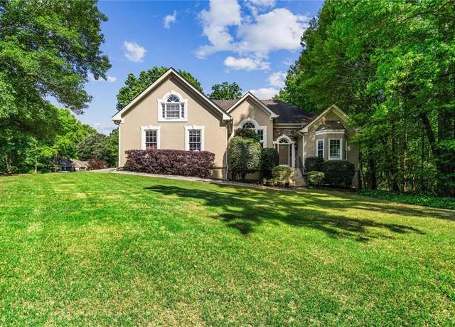 Property at 1694 Peachcrest Ct, Lawrenceville, GA 30043, 4 beds, 2 baths