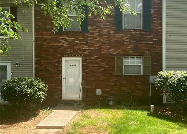 Property at 8955 Stonebridge Blvd, Douglasville, GA 30134, 2 beds, 1.5 baths