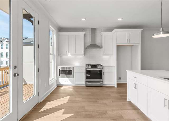 Property at 2340 Edgar Park Pl #97, Duluth, GA 30096, 3 beds, 3.5 baths