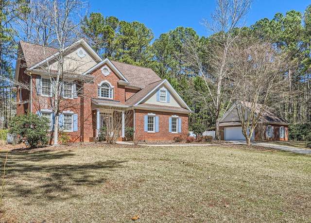 Property at 100 Hamilton Glen Ct, Fayetteville, GA 30215, 4 beds, 2.5 baths