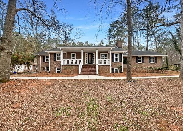 Property at 121 Northwoods Rd, Sharpsburg, GA 30277, 4 beds, 2.5 baths
