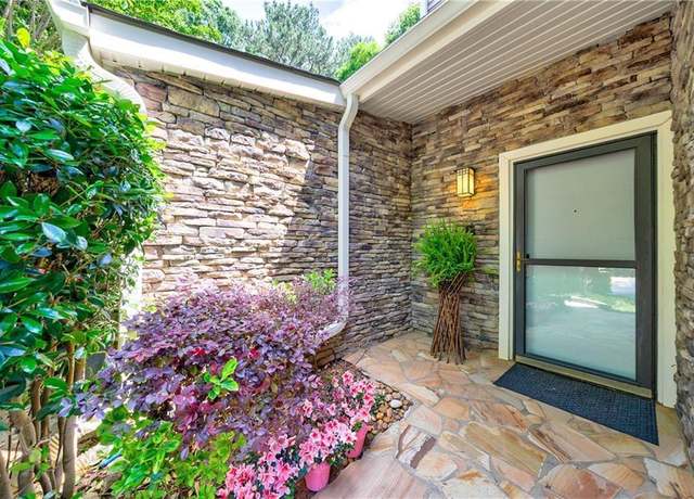 Property at 41 Basswood Cir, Sandy Springs, GA 30328, 4 beds, 3.5 baths