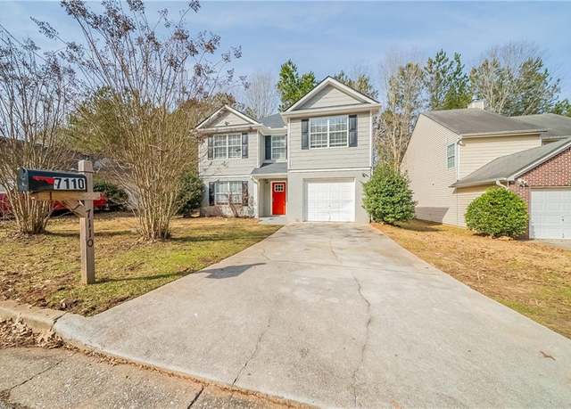 Property at 7110 Ravenwood Ln, Lithonia, GA 30038, 5 beds, 2.5 baths