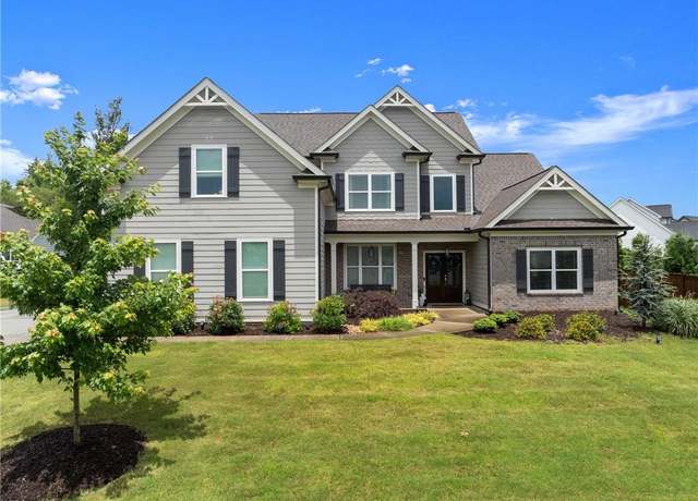 Property at 7820 Longview Dr, Cumming, GA 30041, 4 beds, 3.5 baths