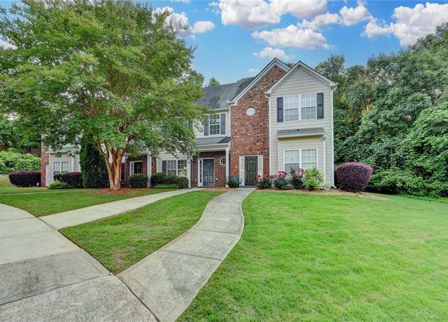 Property at 2803 Snapfinger Manor Mnr, Decatur, GA 30035, 3 beds, 2.5 baths