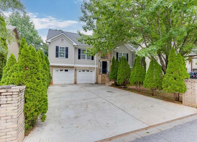 Property at 571 Oak Vista Ct, Lawrenceville, GA 30044, 6 beds, 3 baths