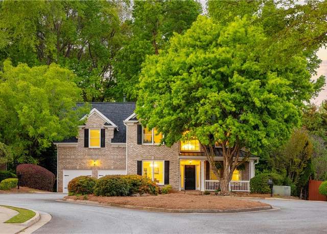 Property at 4350 Oakdale Vinings Cir SE, Smyrna, GA 30080, 4 beds, 2.5 baths