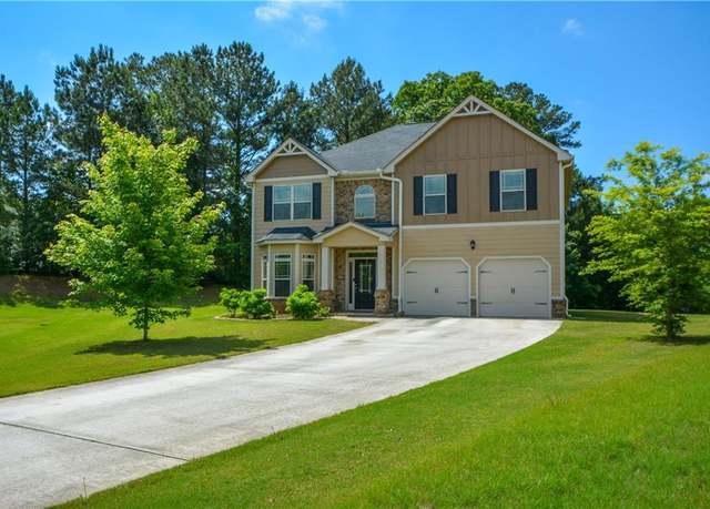 Property at 6816 Diamond Dr, Rex, GA 30273, 4 beds, 2.5 baths