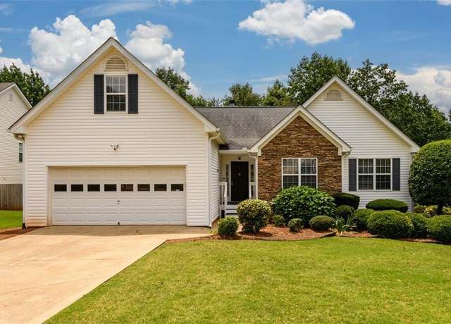 Property at 6391 Compass Dr, Flowery Branch, GA 30542, 6 beds, 3 baths