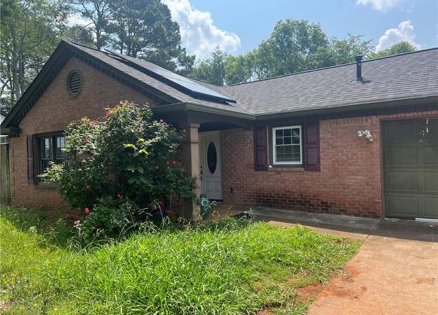 Property at 1130 Monfort Rd, Lawrenceville, GA 30046, 4 beds, 3 baths