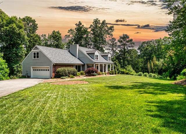 Property at 3990 Wesley Chapel Rd, Marietta, GA 30062, 4 beds, 3.5 baths