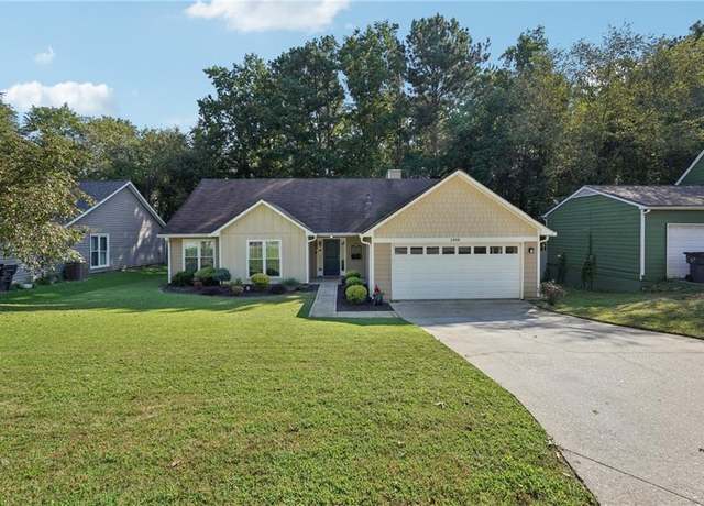 Property at 1408 Sisters Ct, Lawrenceville, GA 30043, 3 beds, 2 baths