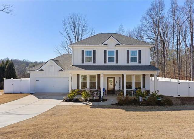 Property at 364 Waterford Cir, Cornelia, GA 30531, 4 beds, 3 baths