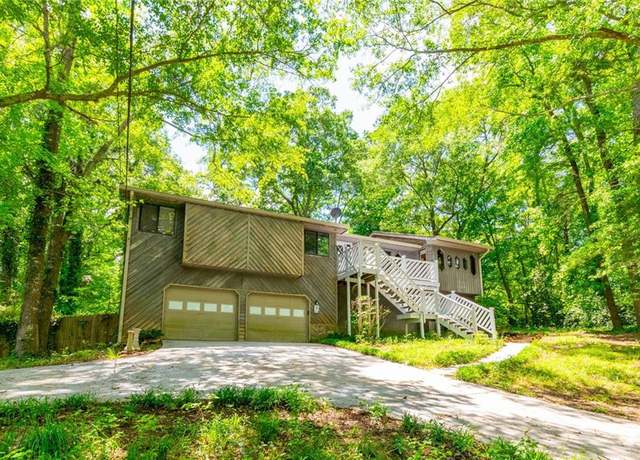 Property at 2738 Westminister Ln NW, Conyers, GA 30012, 3 beds, 2 baths