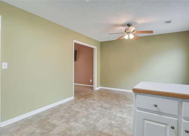 Property at 303 Carly Ct, Bethlehem, GA 30620, 4 beds, 3 baths