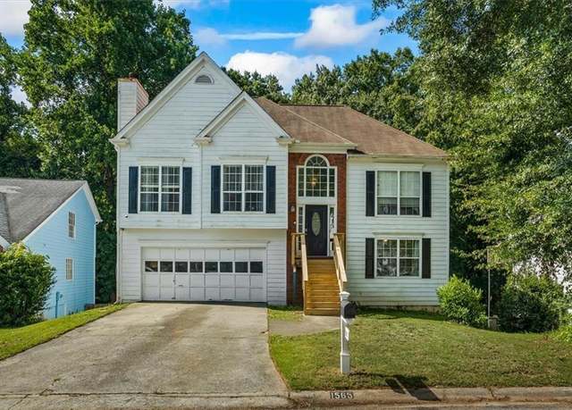 Property at 1565 Watercrest Cir, Lawrenceville, GA 30043, 3 beds, 2 baths