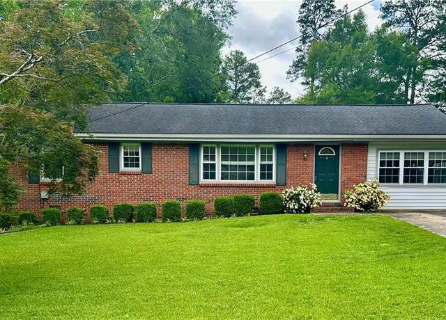 Property at 1468 Spruce Dr SE, Smyrna, GA 30080, 3 beds, 1.5 baths