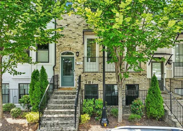 Property at 705 Bismark Rd NE, Atlanta, GA 30324, 3 beds, 3.5 baths
