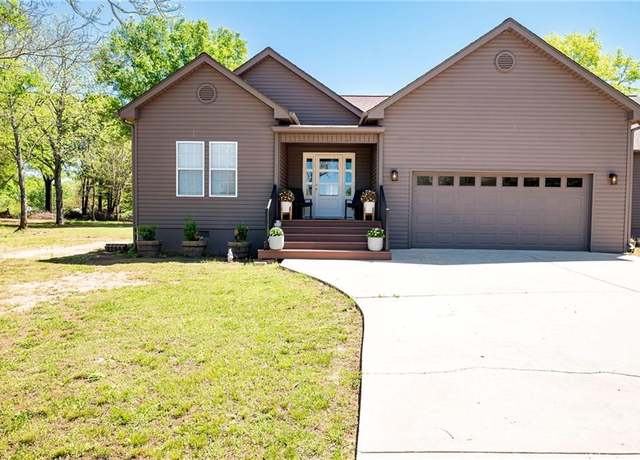 Property at 2189 Broad St, Statham, GA 30666, 4 beds, 3 baths