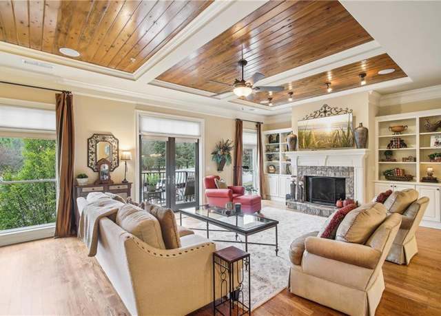 Property at 320 Town Center Ave Unit U206B, Suwanee, GA 30024, 3 beds, 2.5 baths