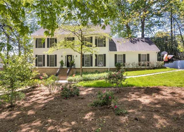 Property at 4702 Sequoia Dr SW, Lilburn, GA 30047, 4 beds, 2.5 baths
