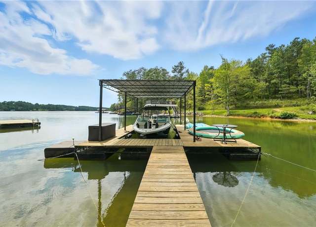 Property at 3 Colonial Club Dr SE, Acworth, GA 30102, 2 beds, 1 bath