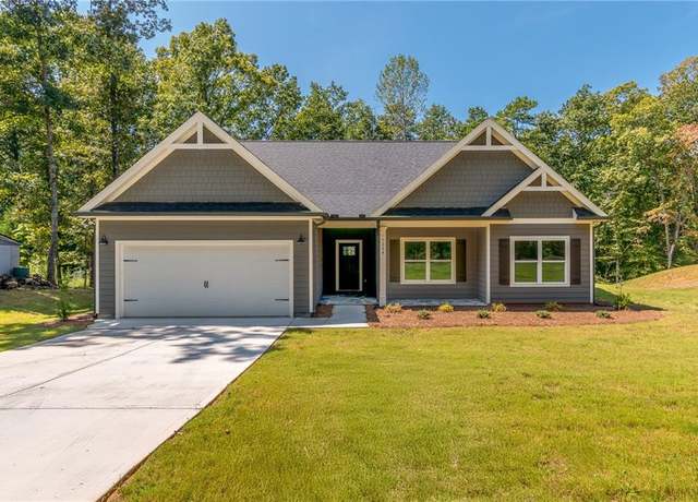 Property at 7364 Cherokee Ln, Murrayville, GA 30564, 3 beds, 2.5 baths