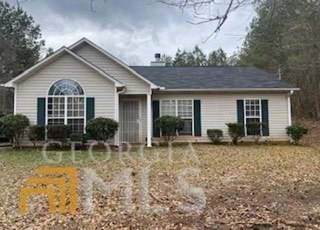 Property at 446 Hampton Green Dr, Lagrange, GA 30240, 3 beds, 2 baths