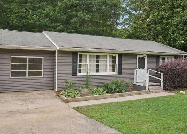 Property at 119 Glen Iris Dr, Monroe, GA 30655, 3 beds, 1.5 baths