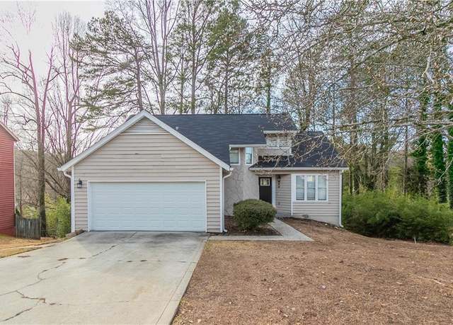 Property at 994 Chapman Cir, Stone Mountain, GA 30088, 5 beds, 3.5 baths