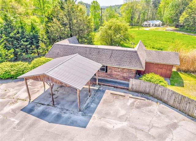 Property at 14507 Highway 136 W, Talking Rock, GA 30175, 2 beds, 2 baths