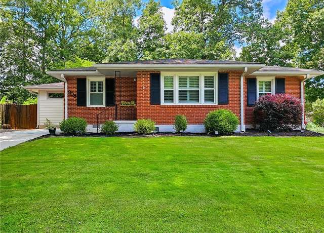 Property at 908 Willivee Dr, Decatur, GA 30033, 3 beds, 2 baths
