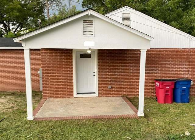 Property at 1597 Cedar Ave, Macon, GA 31204, 3 beds, 1 bath