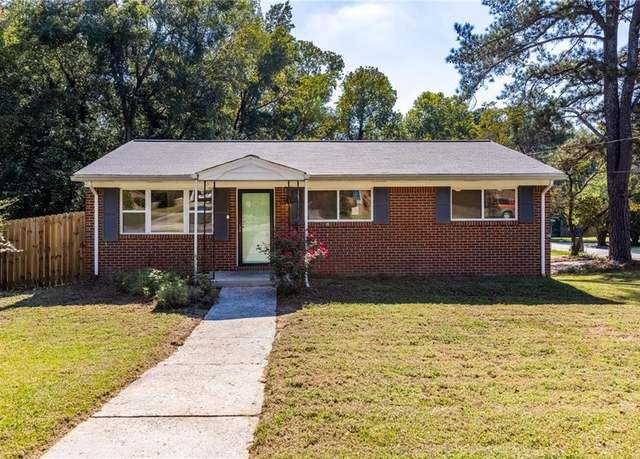 Property at 1661 Barrett Dr NW, Atlanta, GA 30318, 3 beds, 1 bath