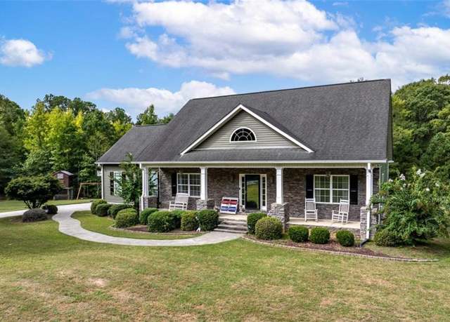 Property at 12551 Alcovy Rd, Covington, GA 30014, 3 beds, 2 baths