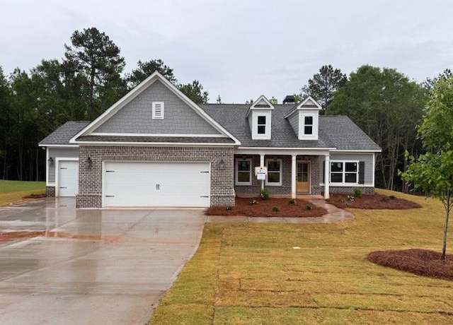 Property at 549 Belle Woode St, Monroe, GA 30656, 3 beds, 2 baths