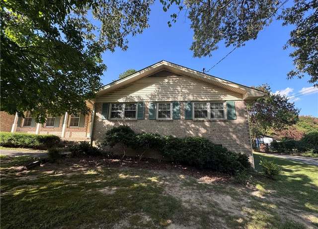 Property at 2604 Hickory Valley Dr, Snellville, GA 30078, 3 beds, 2 baths
