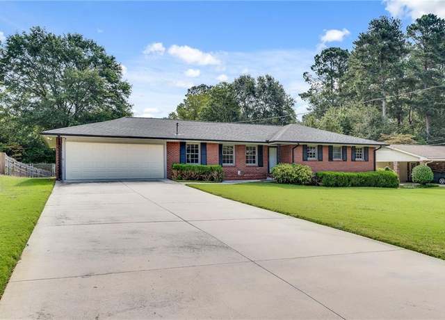 Property at 3089 Ranlo Dr, Atlanta, GA 30340, 3 beds, 2.5 baths
