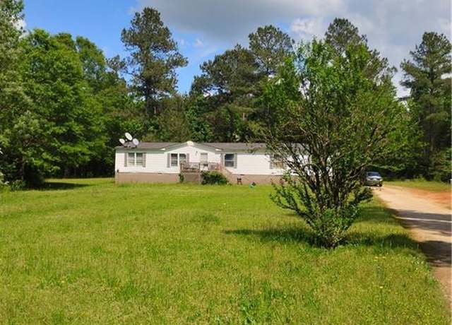 Property at 726 Nixon Rd, Senoia, GA 30276, 5 beds, 3 baths
